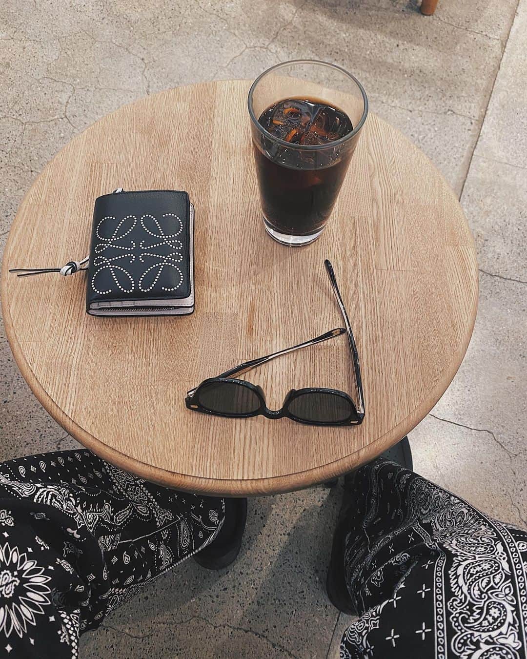 のインスタグラム：「最近のお気に入り紹介。 タグ付けたので見ていってください。。。 . #fashion #eyevan #vervecoffee  #loewe  #nike #kamakura  #cafe #coffee #tokyo #japan #鎌倉 #ロエベ #サングラス #0312」