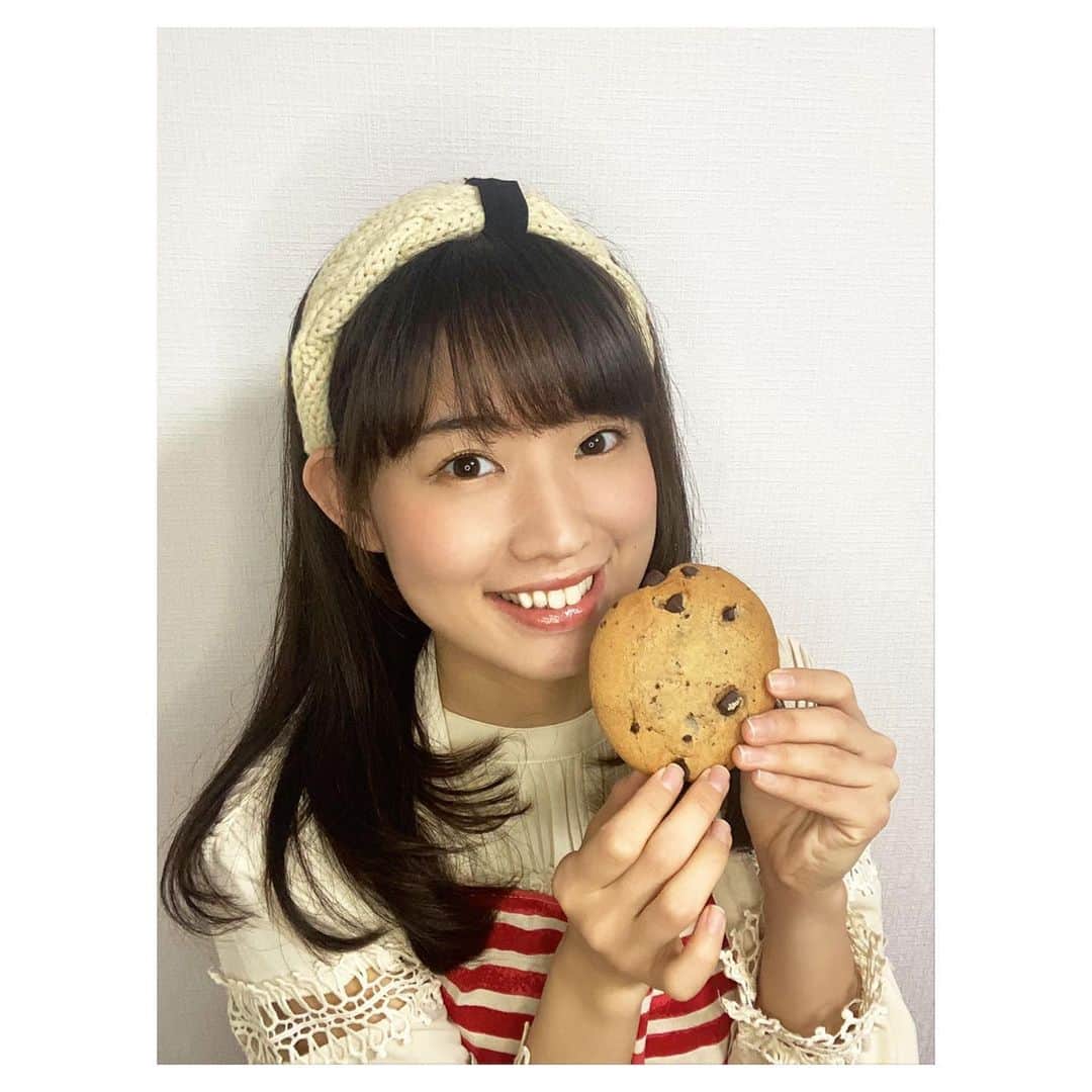 一木千洋のインスタグラム：「《YouTubeデビュー》﻿ ﻿ 本日、YouTubeチャンネルを開設しました！﻿ みんなたくさん見てくれてとっても嬉しいです。﻿ 本当にありがとう。﻿ ﻿ ﻿ 年明けからずっとYouTubeの準備をしていて、﻿ 動画を一人で撮影するのも、編集するのもはじめてで、﻿ 挑戦することだらけだけど、みんなに見てほしいなって気持ちと、楽しいチャンネル作るぞっていう目標を持って﻿ わたし自身もめちゃめちゃわくわくしながら作っています！﻿ ﻿ ﻿ よかったら見てね！﻿ 全然かたくるしくなく、陽気でおっちょこちょいな私がそこにいるので（笑）﻿ ﻿ ﻿ YouTubeチャンネルには、プロフィールにのせてあります。ぜひ見てください。﻿ チャンネル登録やコメントくれたら光の速さで見に行きますからね！ぜひぜひチャンネル登録とコメントお願いします！﻿ ﻿ いっきちゃんねる﻿ ﻿ #一木千洋 #声優 #いっきちゃんねる #YouTube #お料理動画 #料理チャンネル」