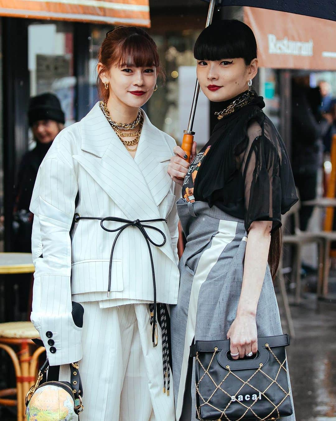 가로수길 , Seoulさんのインスタグラム写真 - (가로수길 , SeoulInstagram)「@akimoto_kozue @okss2121  Before @sacaiofficial show PFW🔥 아키모토 ,엠마 🤗 뒤로가면 영상도 있어요」3月12日 20時39分 - jaylim1