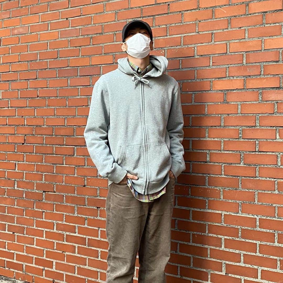 ユンヨン さんのインスタグラム写真 - (ユンヨン Instagram)「전 잘있어요!마스크 잘쓰고 다니세요!손 잘씻구!😷」3月12日 20時44分 - 2yoooung