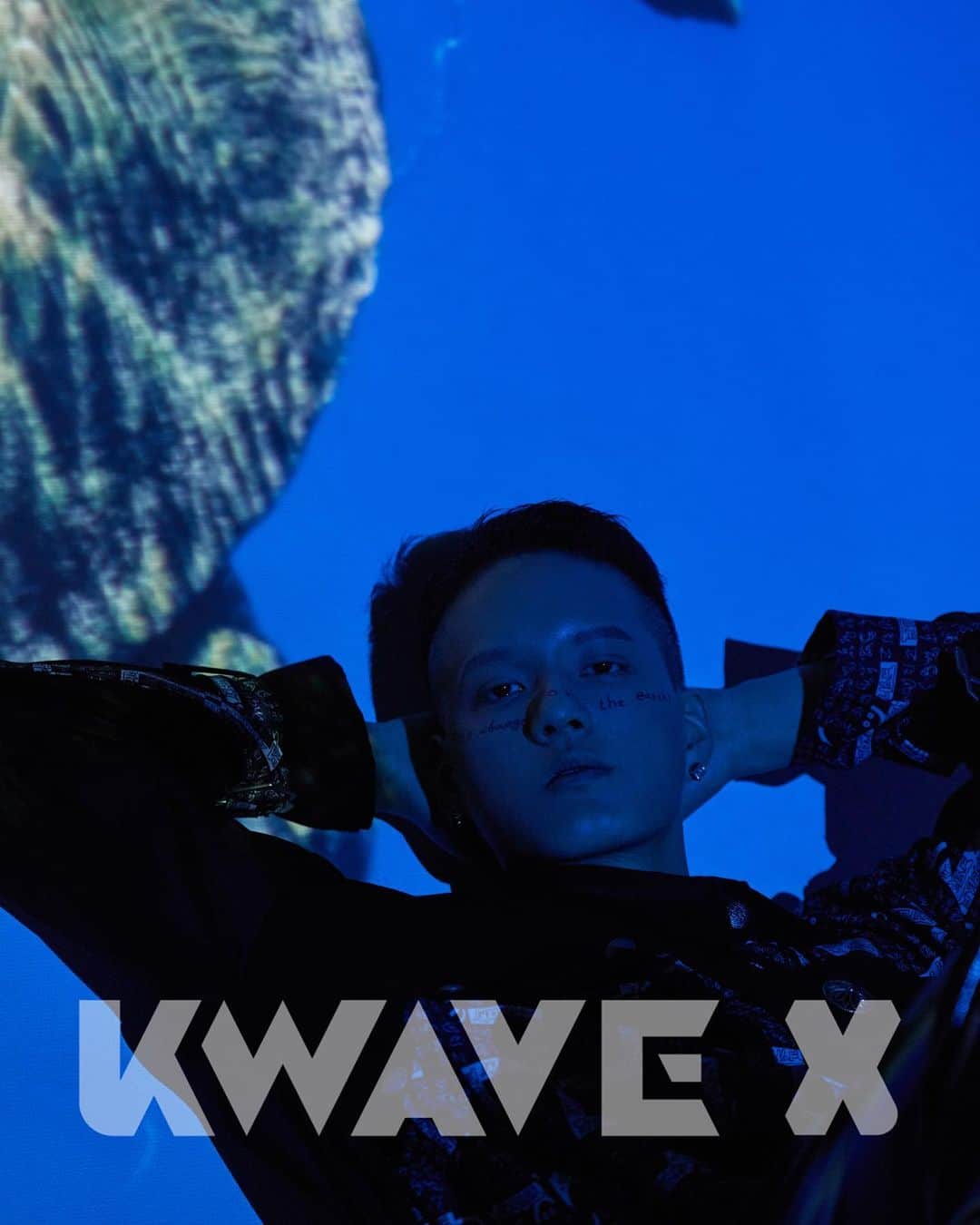 プニエル さんのインスタグラム写真 - (プニエル Instagram)「KWaveX photo shoot! Should I upload some B cuts?  KWAVEX 촬영! 비컷도 올릴까요?? #케이웨이브엑스#kwavex#쓰레기줍기챌린지」3月12日 20時48分 - btobpeniel