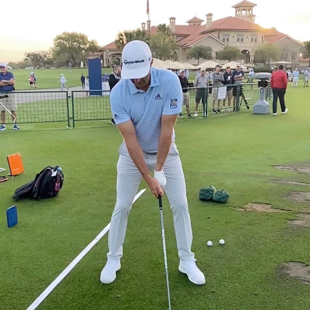 ダスティン・ジョンソンさんのインスタグラム写真 - (ダスティン・ジョンソンInstagram)「Plastic is a problem. Innovation is our solution. Proud to wear the all-new @adidasgolf #Primeblue」3月12日 21時17分 - dustinjohnsongolf