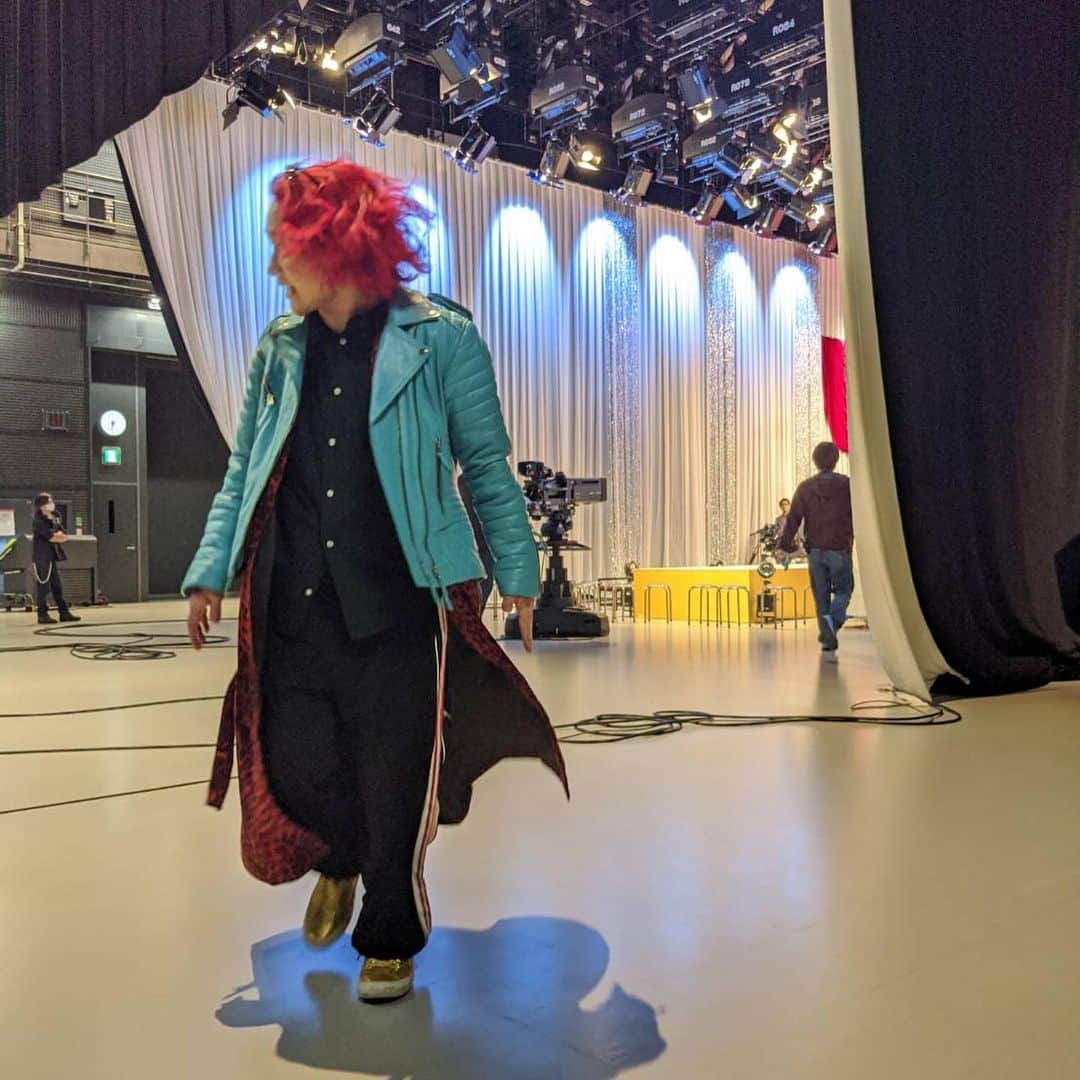 永野さんのインスタグラム写真 - (永野Instagram)「しばらくは赤髪でいきます #ぐるナイ #newhair」3月12日 21時30分 - naganoakunohana