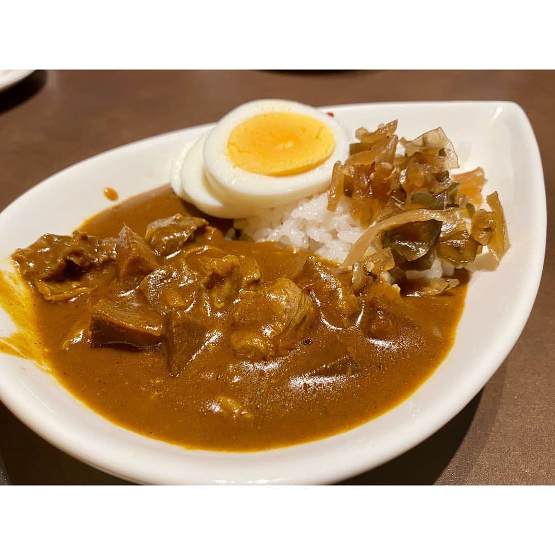 中田奈沙さんのインスタグラム写真 - (中田奈沙Instagram)「Yakiniku🤤 久々の《焼肉 冷麺 ユッチャン》 @yuchuntokyo エステもジムも一緒な @sakiko と @mihomjm マストなタンと冷麺など いつものメニューに お初なテールスープとカレー。 大当たり😍❤️ * #奈沙ログ #奈沙ログin六本木 * * #yakiniku #koreanbbq #dinner #yuchun #yuchunkorean #foodie #foodgasm #instafood #foodporn #foodpic #foodstagtam #roppongi #gourmet #koreanfood #焼肉 #ユッチャン #焼肉冷麺ユッチャン #ユッチャン冷麺 #六本木 #カレー #冷麺 #グルメ #東京 #タン #韓国料理 #葛冷麺 #激ウマ」3月12日 22時08分 - nasa_nakada