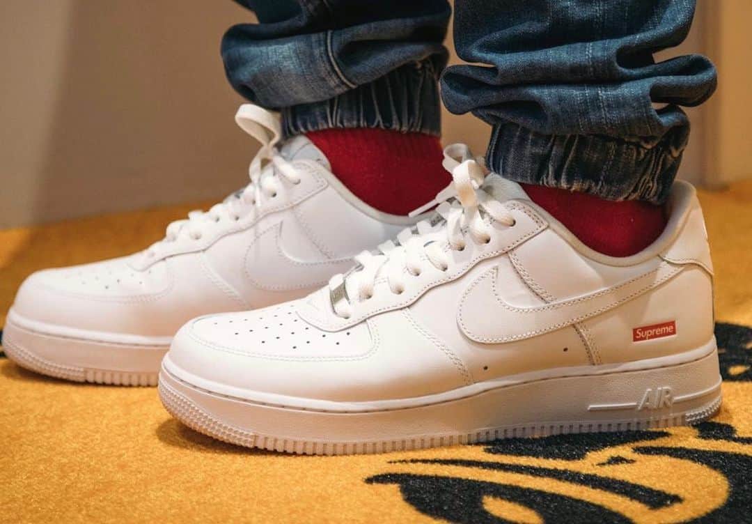 のインスタグラム：「Simple & Clean ! Classic #AF1 #nikeairforce1 #nikesupreme #kicks #stayfresh #kickstagram #Thanks」