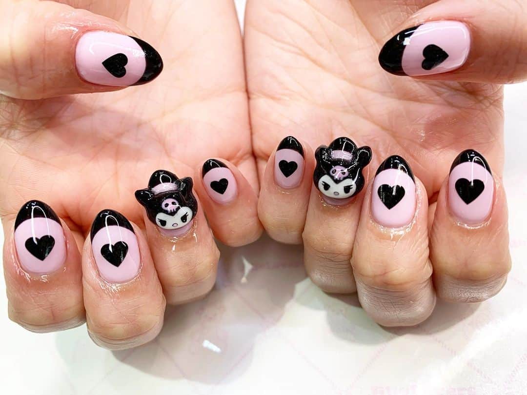 Jill&Loversのインスタグラム：「🖤 #jillandlovers #nail #nailart #paragel #gelneil#gel #ネイル #ネイルアート #me #look #love #かわいい」