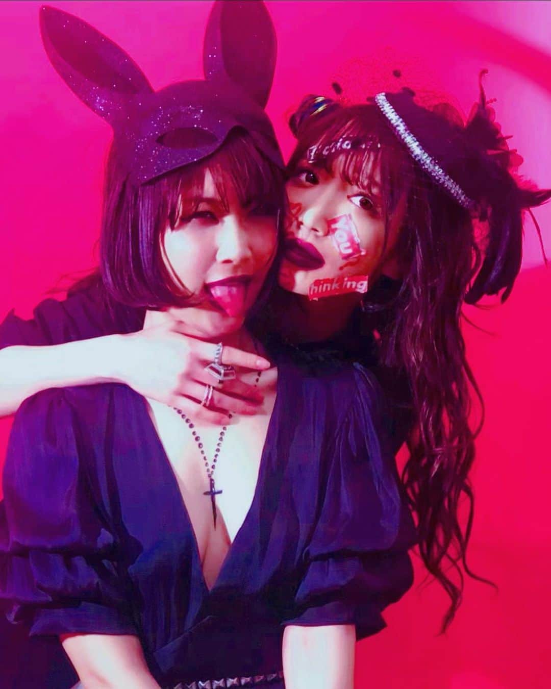 のインスタグラム：「しゅき。 #えっちぃうさぎ🐇」