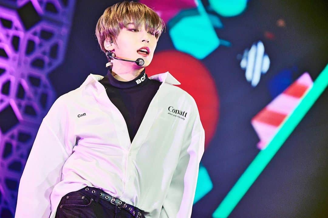 のインスタグラム：「#ONEUS 🔔🔔﻿ ﻿ 多くの方にお越し頂き、盛況裏に終えた2020 ONEUS JAPAN 2ND LIVE : FLY WITH US FINALのスペシャルフォトを不定期に公開中😆💓﻿ ﻿ 最後のメンバーは~~!! #コンヒ 😭✨﻿ 皆さんいかがでしたか??😳💝﻿ これからも色々な姿をお見せしていきますので﻿ 引き続き応援をお願いいたします👏🏻💕﻿ ﻿ #ワンアス #원어스 #KEONHEE #건희﻿ #TOMOON #투문 #KISSENT」