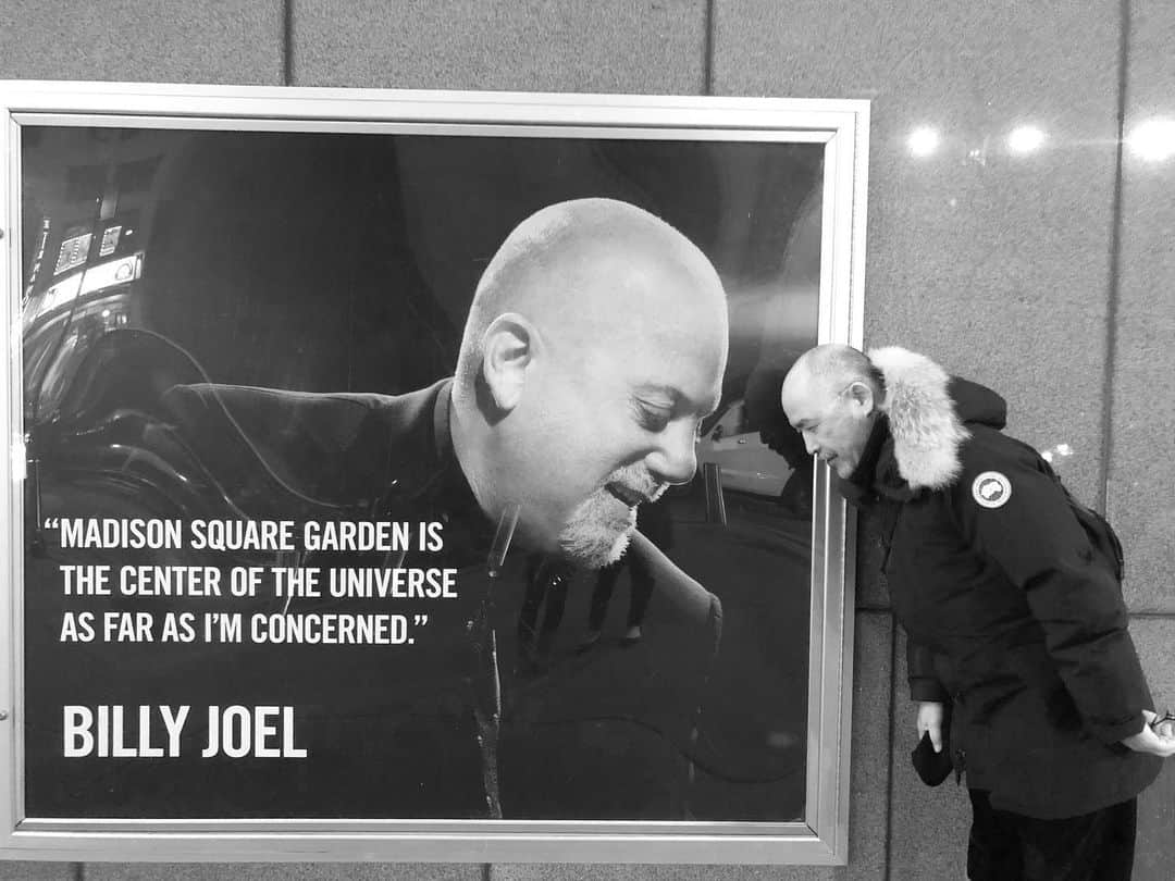 菊池沙都のインスタグラム：「My Dad 💁‍♀️❤️ #Billyjoel#Dad #memories#2yearsago  #NYC#madisonsquaregarden」