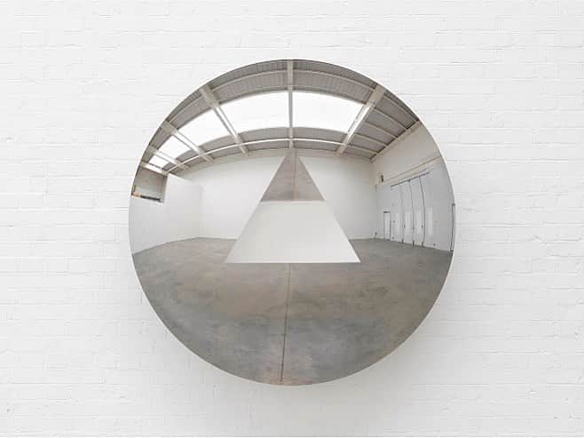 Cynthia Sakaiさんのインスタグラム写真 - (Cynthia SakaiInstagram)「Amish Kapoor, concave convex stainless mirror」3月13日 1時45分 - vitafede