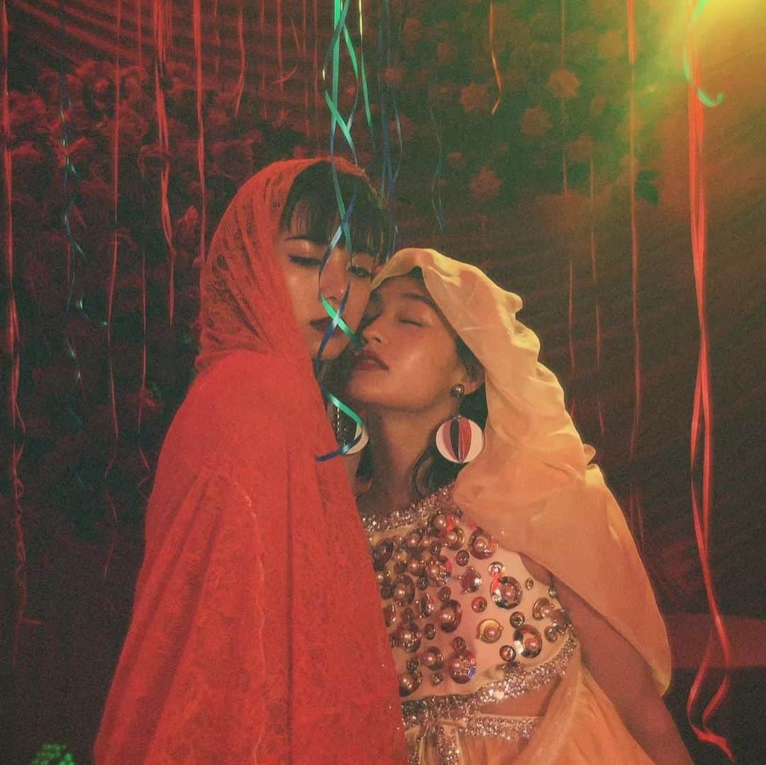 コムアイさんのインスタグラム写真 - (コムアイInstagram)「🍭」3月13日 20時02分 - kom_i_jp