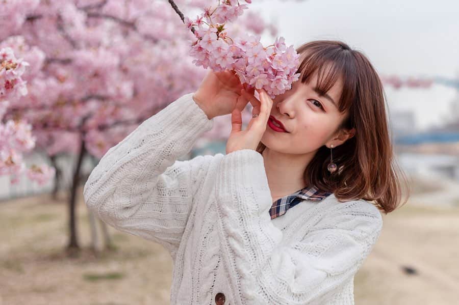 尾林美月さんのインスタグラム写真 - (尾林美月Instagram)「. たわむれ🌸🌸」3月13日 20時06分 - mizuki_obayashi