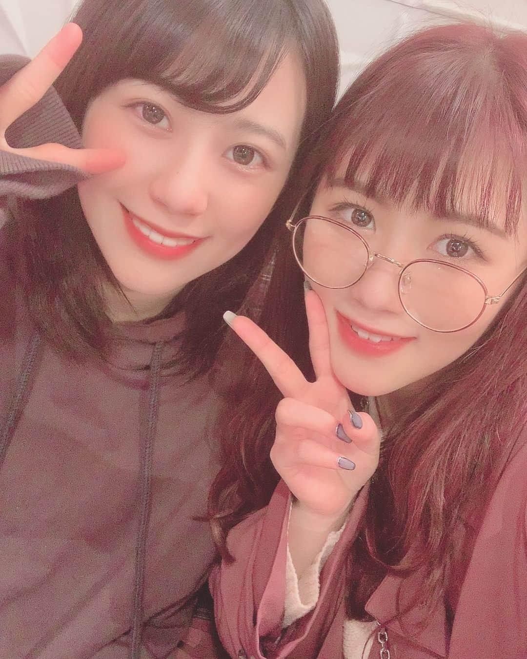 西野未姫さんのインスタグラム写真 - (西野未姫Instagram)「久しぶりに会えた🙈❤️ #ドラ恋 #みきめぐ #お茶した #仲良し #メガネ買ってみた #メガネ女子 #似合ってますか」3月13日 18時45分 - nishinomiki_official