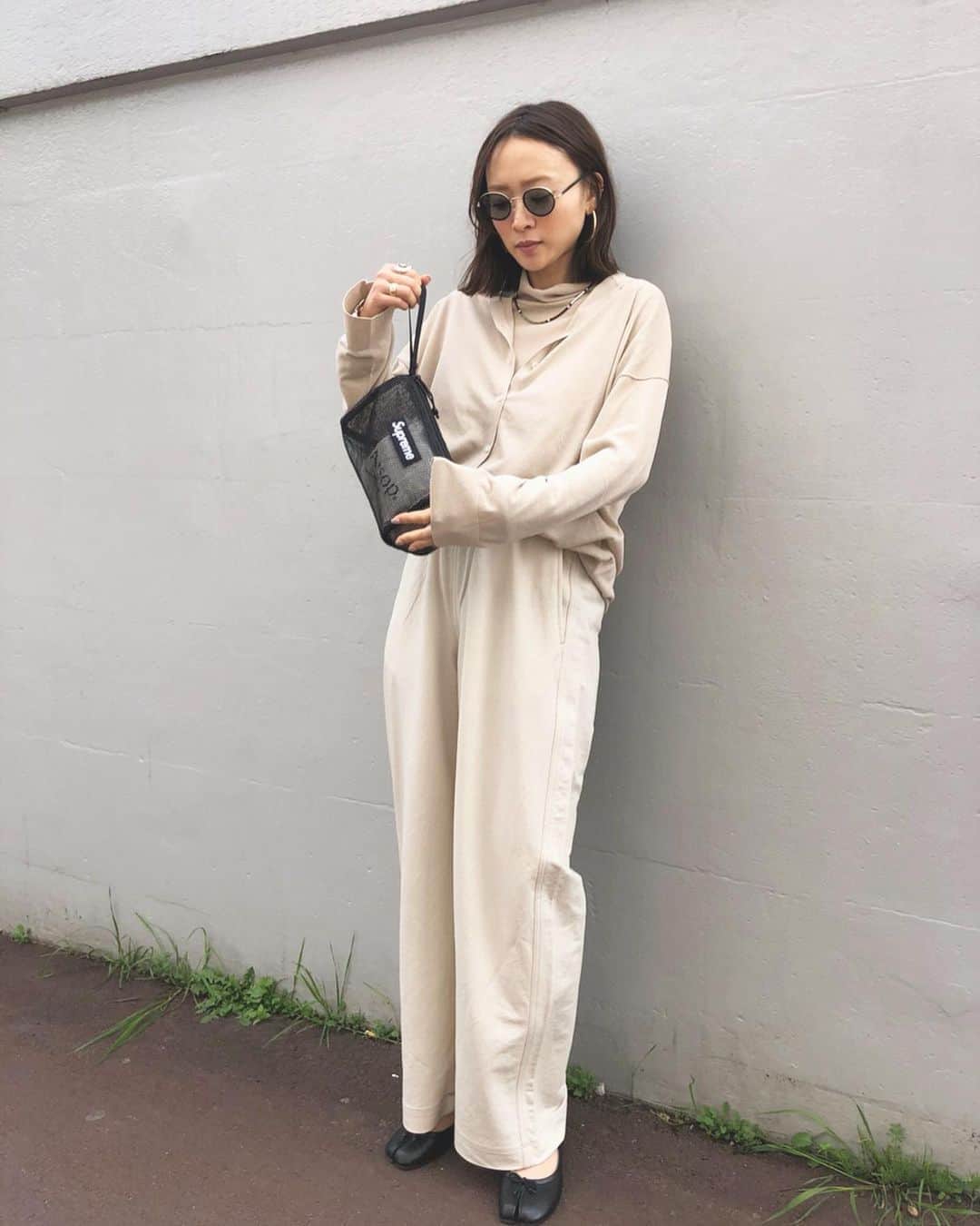 野尻美穂のインスタグラム：「ユニクロUのパンツ履きやすすぎて追加で他の色も全色買った🤣♥️ waiのシャツ達と色のバランスも良くてワントーンに✊ 他に買ったのはミントグリーンのストライプシャツとメンズのエアリズムだよ😗←両方L！ 沢山いただいたDM返信お待たせしましたっ！ #uniqlo #ユニクロU #さすがルメール #wai_ships」