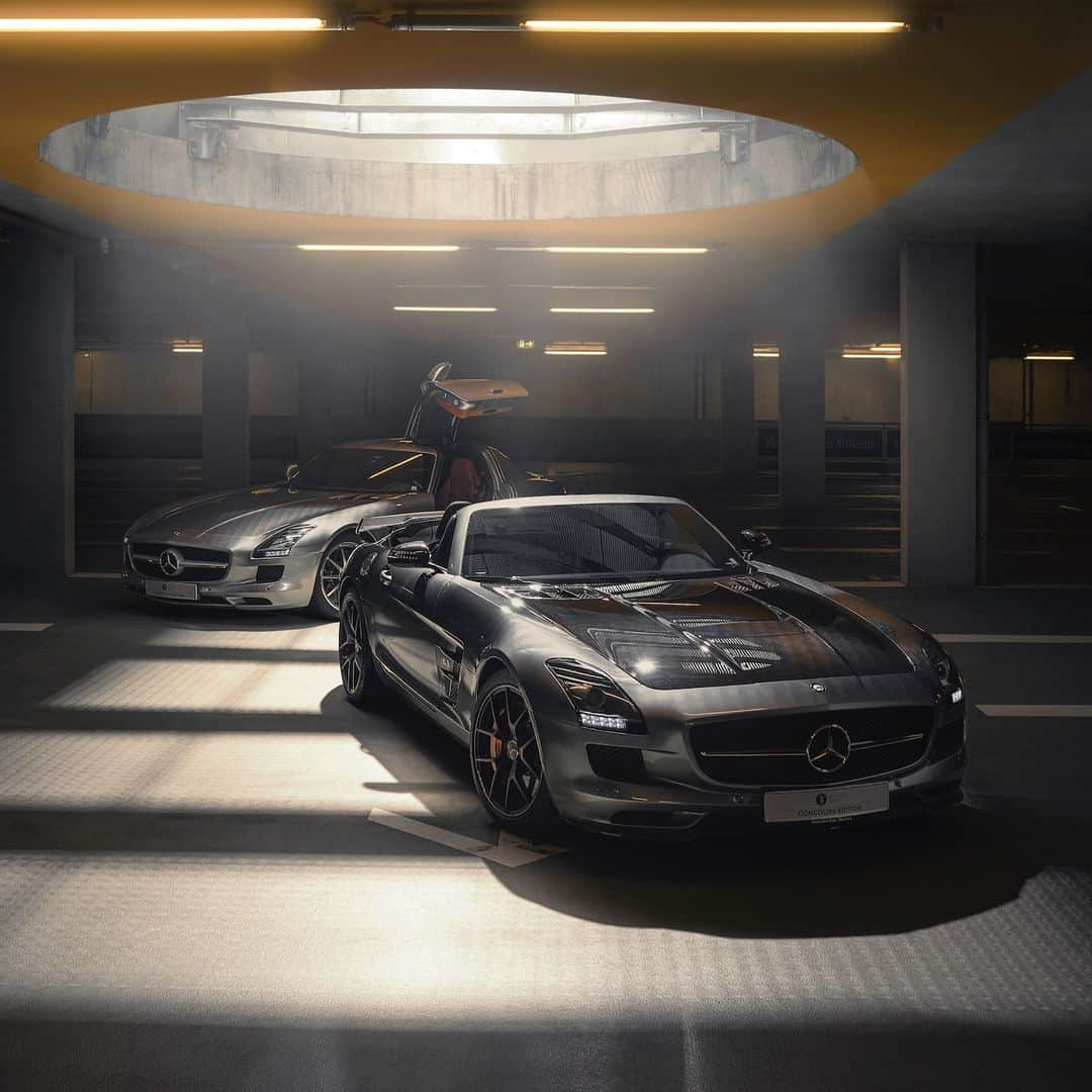 メルセデス・ベンツさんのインスタグラム写真 - (メルセデス・ベンツInstagram)「Left, or right? Would you choose the excellent Collectors Edition Mercedes-Benz SLS AMG Coupé or the Concours Edition Mercedes-Benz SLS AMG Cabriolet in the rare GT Final Edition? Both #alltimestars come with a 12-month warranty, a full check and a vehicle tool kit. Make your decision, click on the shopping tag and bring them home!  @mercedesbenzmuseum #MercedesBenz #MB #daimler #MBclassic #mercedesbenzclassic #ClassicCar #dreamcar #instacar #car #r197 #c197 #GT #Coupé #MercedesAMG #SLS」3月13日 20時00分 - mercedesbenz