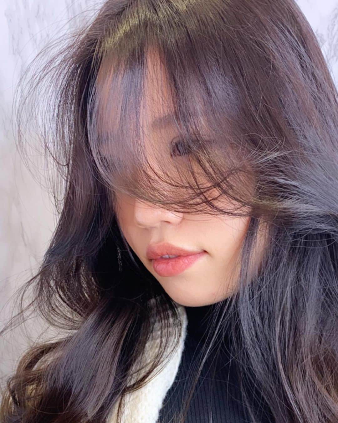 原涼香のインスタグラム：「韓国人みたいな色気は まず【 𝘾𝙐𝙏 】から🇰🇷❣️ 特に顔まわりの作り方がとても大切❤︎ ㅤㅤㅤㅤㅤㅤㅤㅤㅤㅤㅤㅤㅤ 是非おまかせください❤︎ ㅤㅤㅤㅤㅤㅤㅤㅤㅤㅤㅤㅤㅤ」