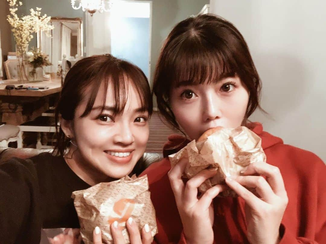 春名亜美さんのインスタグラム写真 - (春名亜美Instagram)「先日、 @annasumitani ちゃん家でまったりした時の写真📸  杏奈ちゃんの息子くんと娘ちゃんが、息子達とずーーーっと遊んでくれてました👨‍👩‍👦‍👦 杏奈ちゃん家は広すぎて、息子達を見失うことが多々ある😂」3月13日 12時15分 - amiharunaami