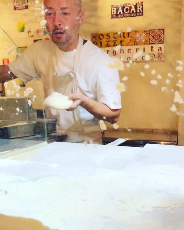 崎山一葉のグルメインスタ