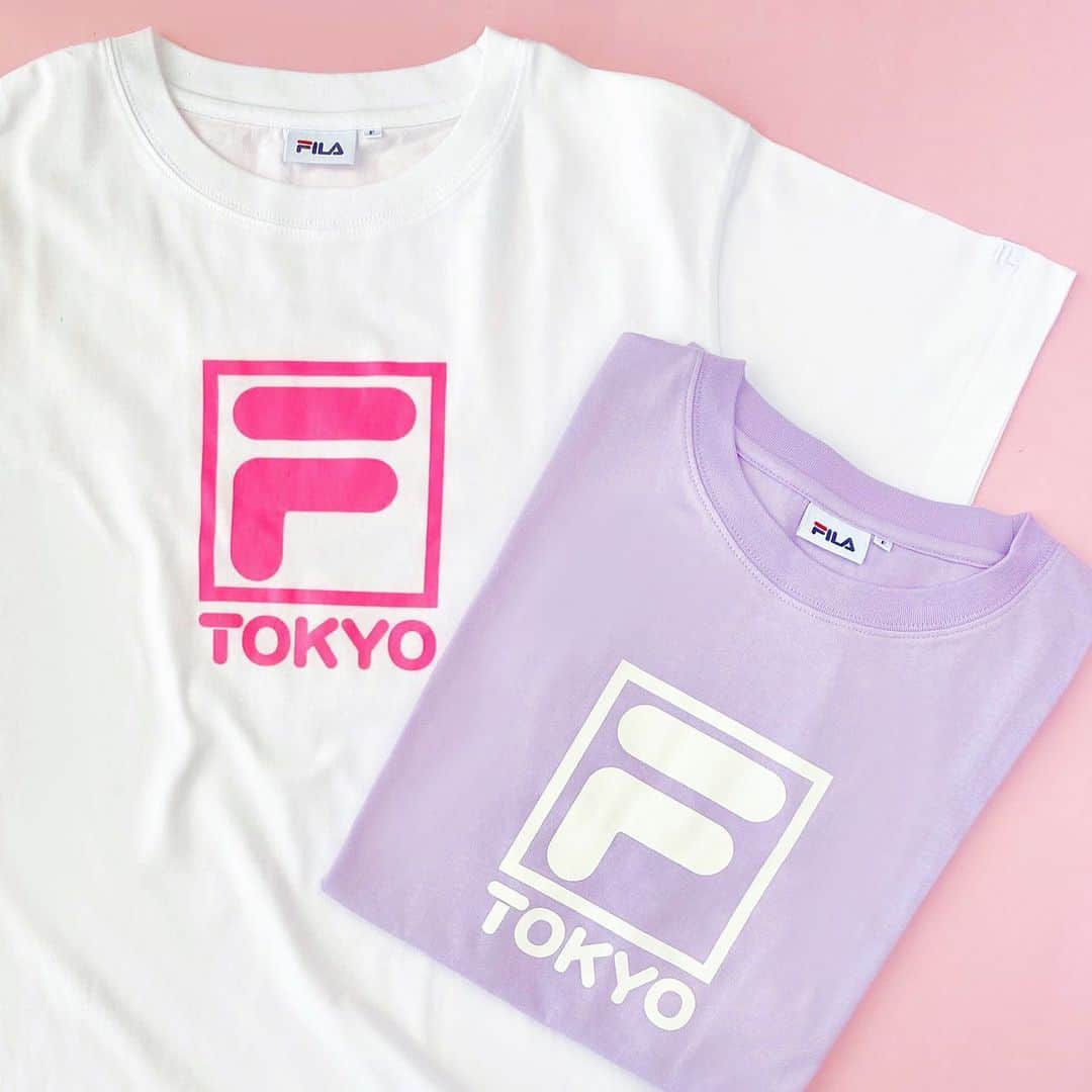プラザ/PLAZAさんのインスタグラム写真 - (プラザ/PLAZAInstagram)「淡いカラーリングに映えるプリントがキュート💓「FILA」のTシャツです👚💗PLAZA・MINiPLA限定アイテム💜 . FILA Tシャツ TOKYO 各¥4,290(税込) ロゴ/刺しゅう 各¥3,520(税込) . #PLAZAピンク #PINK #ピンク #FILA #フィラ #Tシャツ #PLAZA限定 #PLAZA #プラザ #MINiPLA #MINIPLA #ミニプラ @plazastyle」3月13日 13時33分 - plazastyle