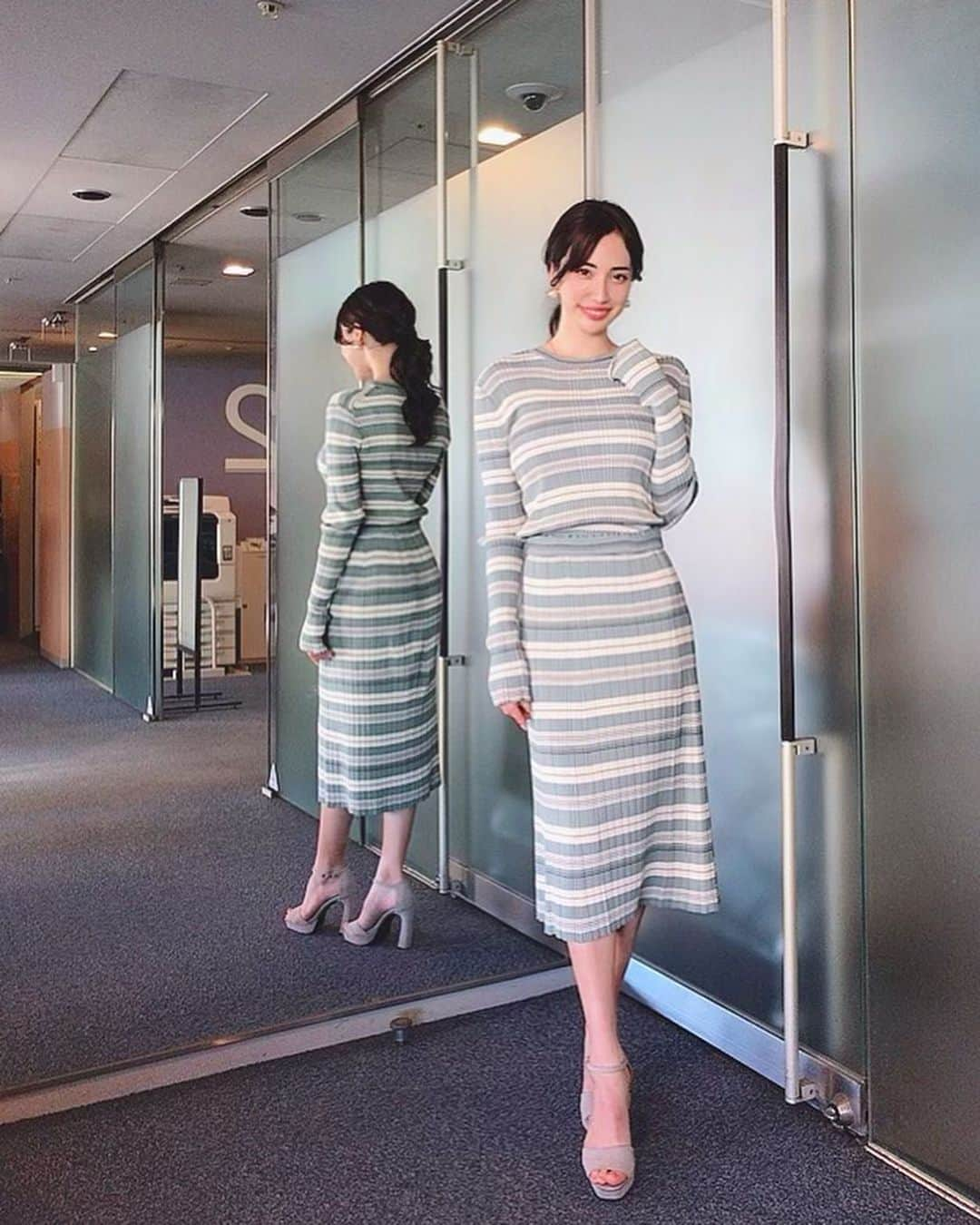 眞木美咲パメラさんのインスタグラム写真 - (眞木美咲パメラInstagram)「The dress I wore in TV show last night is @beautifulpeople_officialsite 's setup. Comfortable and stylish.💚 . 昨日の衣装はビューティフルピープルのセットアップ♡ 着心地がいいし身体のラインが綺麗にみえて嬉しい😊 ありがとうございました🙏🏻 . #beautifulpeople#ニットアップ #ootd#love#セットアップ #ファッション」3月13日 13時48分 - pamypamypamy