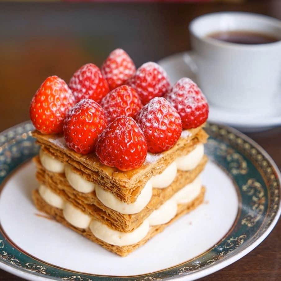 RETRIP<リトリップ>グルメのグルメインスタ