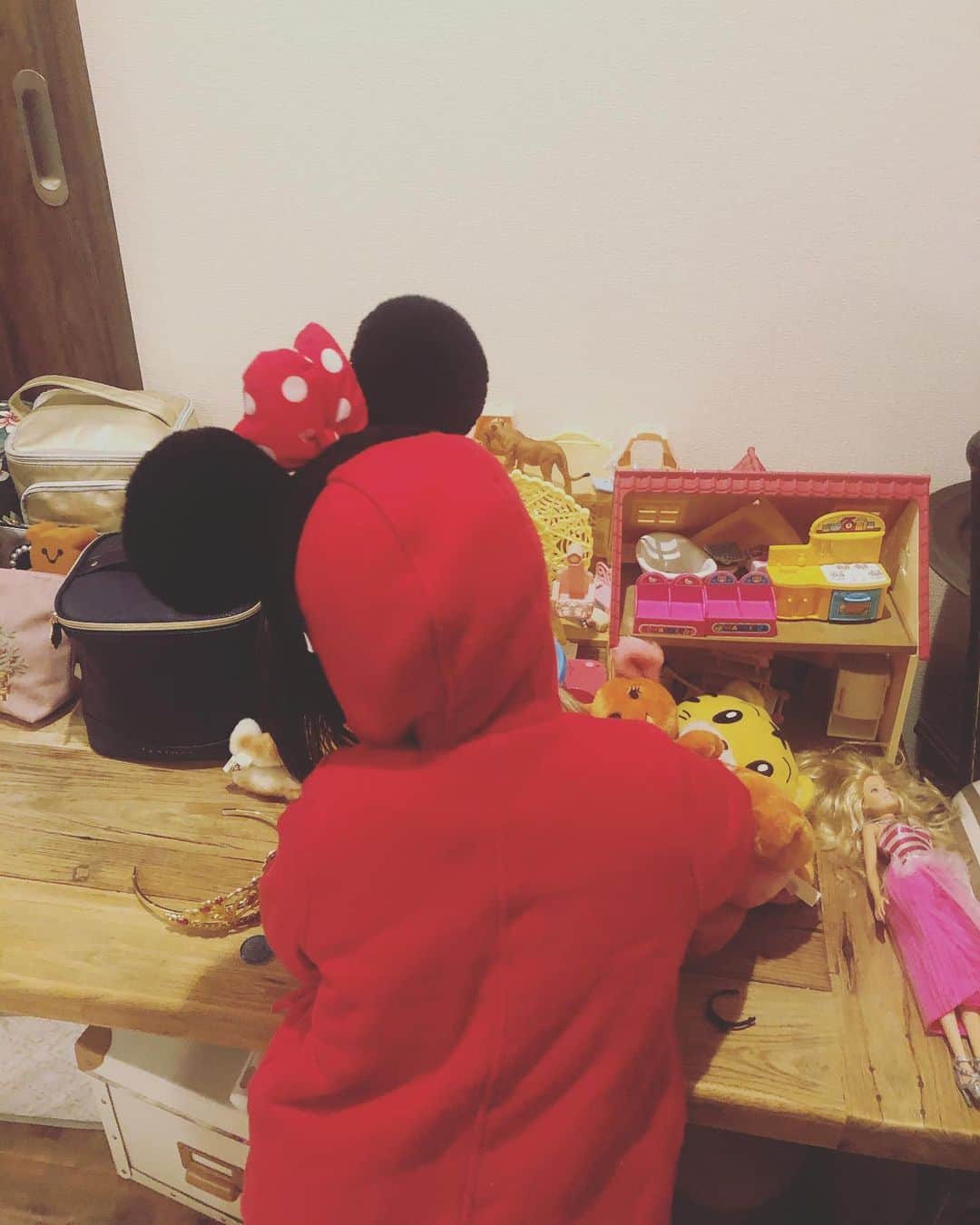 犬山紙子さんのインスタグラム写真 - (犬山紙子Instagram)「赤頭巾ミニーの人」3月13日 18時22分 - inuyamakamiko