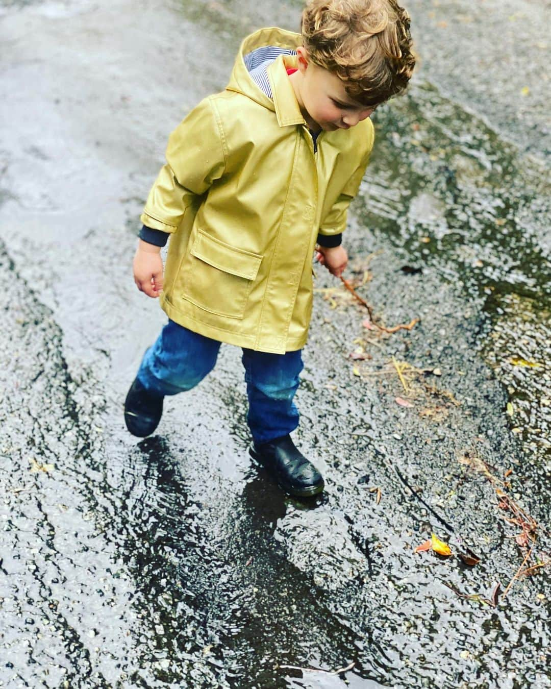 ジョーダナ・ブリュースターさんのインスタグラム写真 - (ジョーダナ・ブリュースターInstagram)「Muddy puddles」3月14日 4時36分 - jordanabrewster