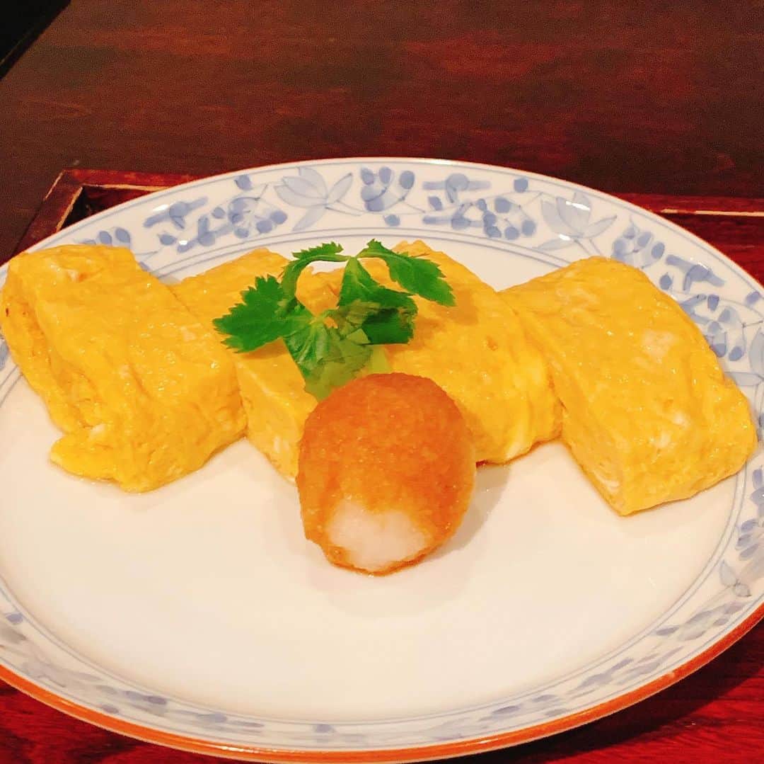 樫原伸彦さんのインスタグラム写真 - (樫原伸彦Instagram)「久々の しのはら。  いやぁ、やっぱり 穴子天ぷら日本一ですわぁ。 骨せんべい付きなのも👍  蕎麦の完成度もメチャ高い。  布恒更科と双璧。  大森ですが 普通盛りで頂きました。  #soba #蕎麦 #そば #大森 #oomori #foodie #yummy #noodles #tokyo #japan #gurmet  #グルメ #和食 #麺 #穴子 #天ぷら #tenpura」3月13日 20時27分 - nobustagrammy
