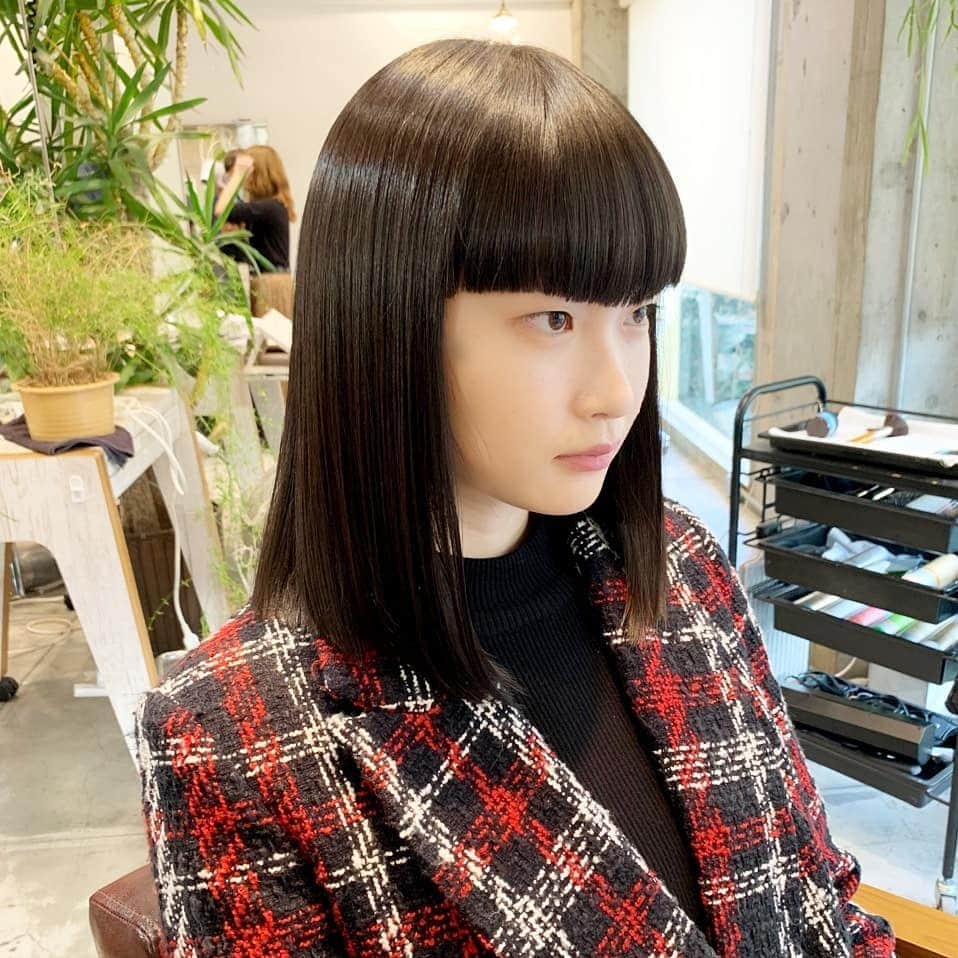 KANONさんのインスタグラム写真 - (KANONInstagram)「パリで傷んだ髪におさらば‪✂︎‬ #hairmaintenance」3月13日 21時06分 - kanon_hirata_