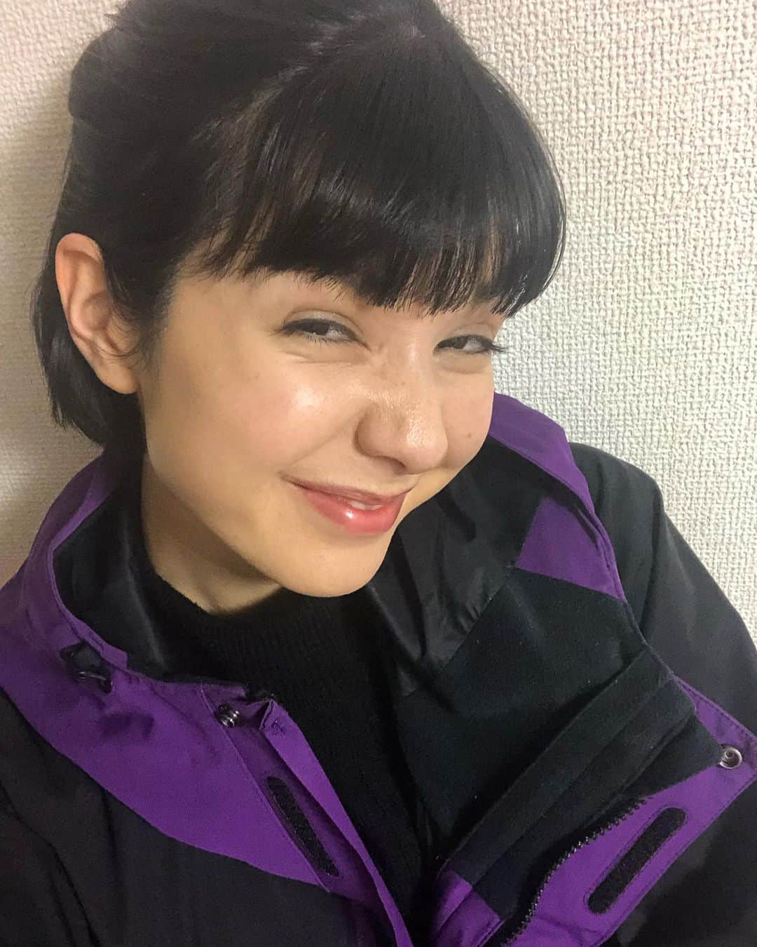 橘モニカさんのインスタグラム写真 - (橘モニカInstagram)「Settled on this one. And the others are just “me being tired of taking selfies” bonuses.  #idontunderstandhowsomepeoplecantakehundredsofselfies . . . . . #thenorthface #purple #shorthair #bangs #selfie #style #fashion #model #紫 #ショートヘア #前髪 #スタイル #ファッション #モデル #보라색 #스타일 #패션 #모델 #일상」3月13日 21時15分 - monikatachibana