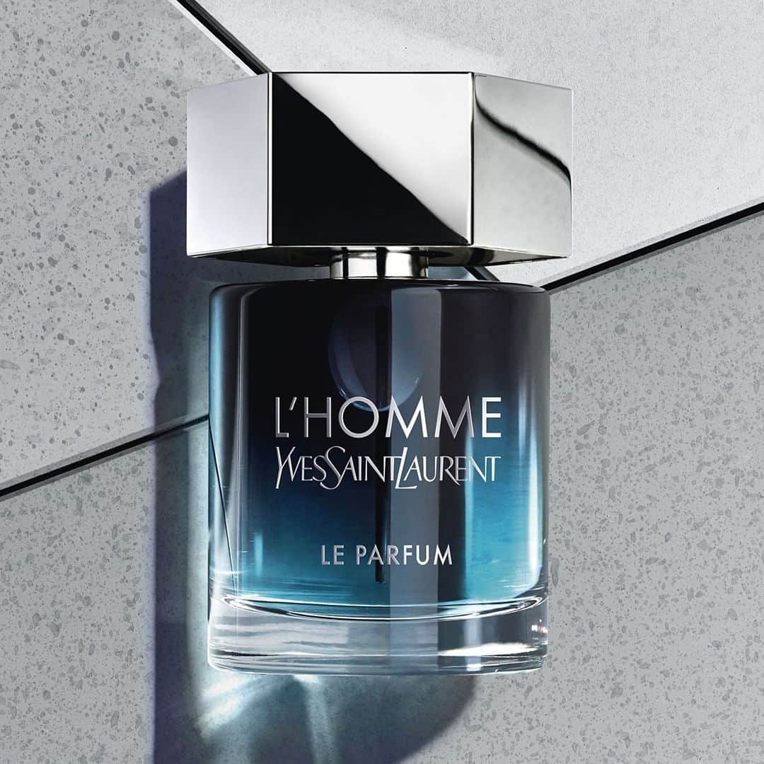 Yves Saint Laurent Beautyさんのインスタグラム写真 - (Yves Saint Laurent BeautyInstagram)「The magnetic L’HOMME returns in its purest expression.  The feeling of endless possibility... with a twist of Italian lemon primofiore, adds its tang to the cocktail. Can you feel the attraction? L’HOMME LE PARFUM #yslbeauty #lhomme #parfum」3月13日 22時00分 - yslbeauty