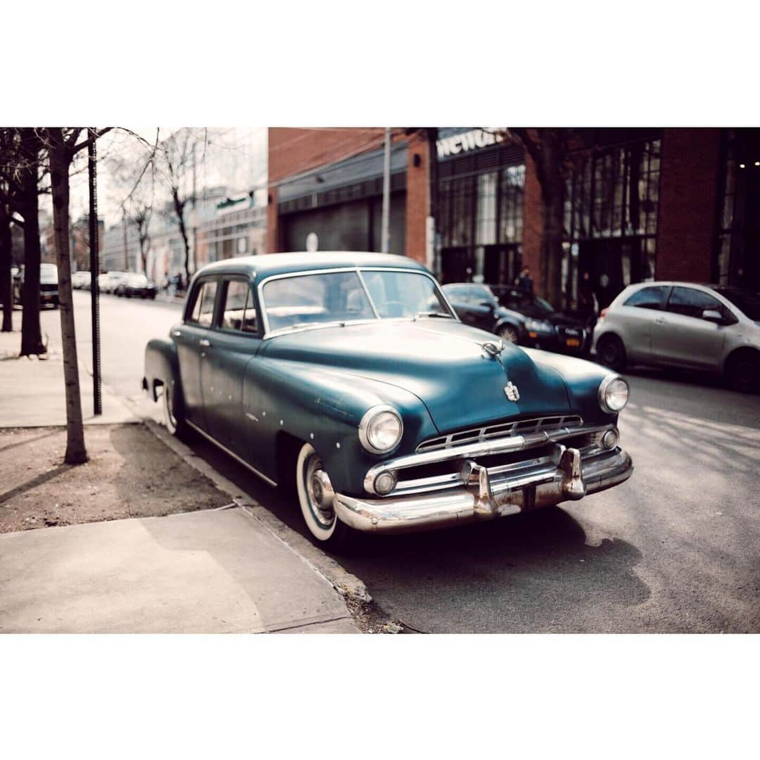 UZさんのインスタグラム写真 - (UZInstagram)「Good morning🚗🚗 #brooklyn #classiccar」3月13日 22時18分 - uzspyair