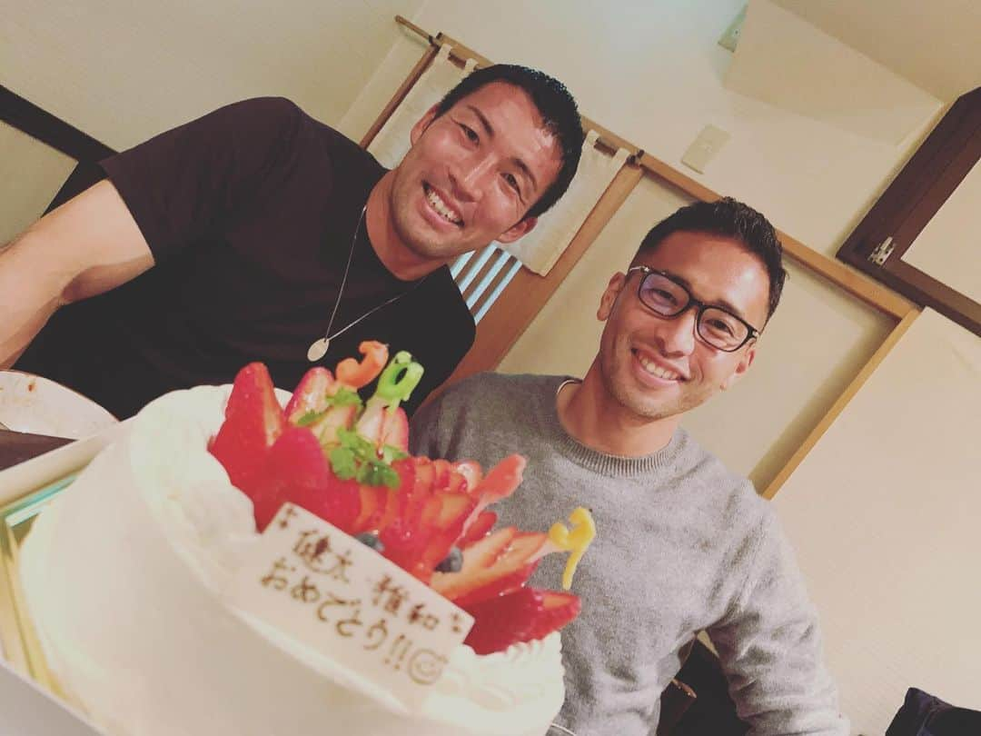 徳重健太さんのインスタグラム写真 - (徳重健太Instagram)「ありがとう🎂」3月13日 22時55分 - tokushigekenta