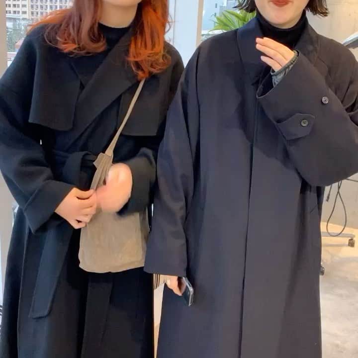 小松美緒のインスタグラム：「この2人、　 いっつもおしゃれで可愛い♡  一瞬サロンが居酒屋みたいなマシンガントークになってしまうけど、　 仕上がりはしっかりね♡笑　 インナーも全体もorange🍊なあさかちゃんと、　 ウルフレイヤーのパーマからばっさり✂︎のまどかちゃん。  #wyethhair」