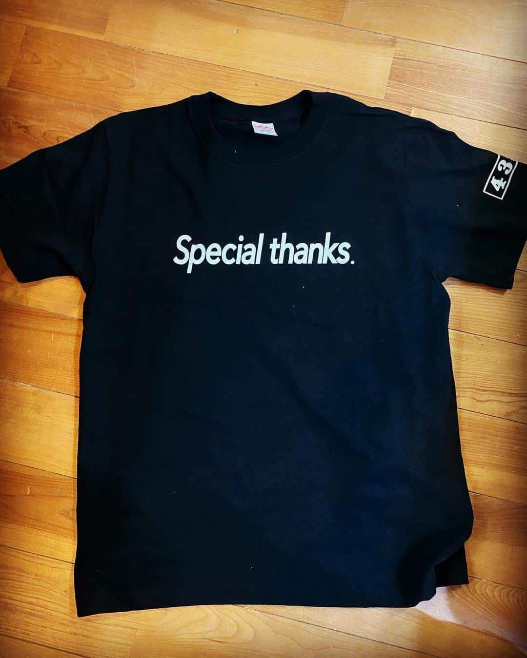 峰竜太さんのインスタグラム写真 - (峰竜太Instagram)「僕のファンクラブ限定Tシャツができたぞ！ みんなでこれ着て応援してくれい！ #峰竜太オンラインファンクラブ #会員限定Tシャツ #boatrace #alohatour2020 #specialthanks #youtube #instagram #facebook  #峰竜太ボートレースch #峰竜太ゲーム配信ch #muta #fides #唐津lagoonbase  #井原屋 #mahanafamily #唐津beachclub #blaizsurf #6makar  #アビエ #atsusan #楽群基地 みんな本当に #arigato」3月13日 23時31分 - ryuta.4320