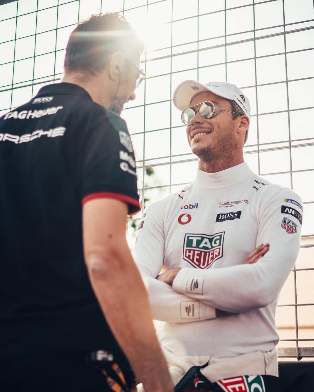 アンドレ・ロッテラーのインスタグラム：「Hi guys,  I hope you’re doing fine in these odd times. Like everyone else I support the decision of the FIA & Formula E to temporarily suspend the current season. It’s sad but health is and should be our 1st priority and I hope that the virus gets under control soon so that we can get on with our lives with the least amount of damage. Wishing everyone to be safe and careful!  #staysafe #oneworldcommunity」