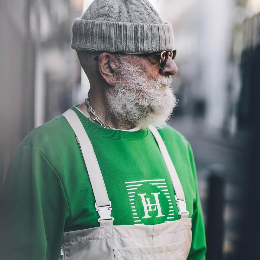 ヘンリロイドさんのインスタグラム写真 - (ヘンリロイドInstagram)「The Henri Lloyd x @nigel_cabourn Technical Sweat. Made from 360gm 100% cotton and perfect for these cooler days. Shop now by hitting the link in our bio #collaboration #henrilloyd #nigelcabourn #cabourn #sail #sailing #technical」3月14日 0時59分 - henrilloyd_