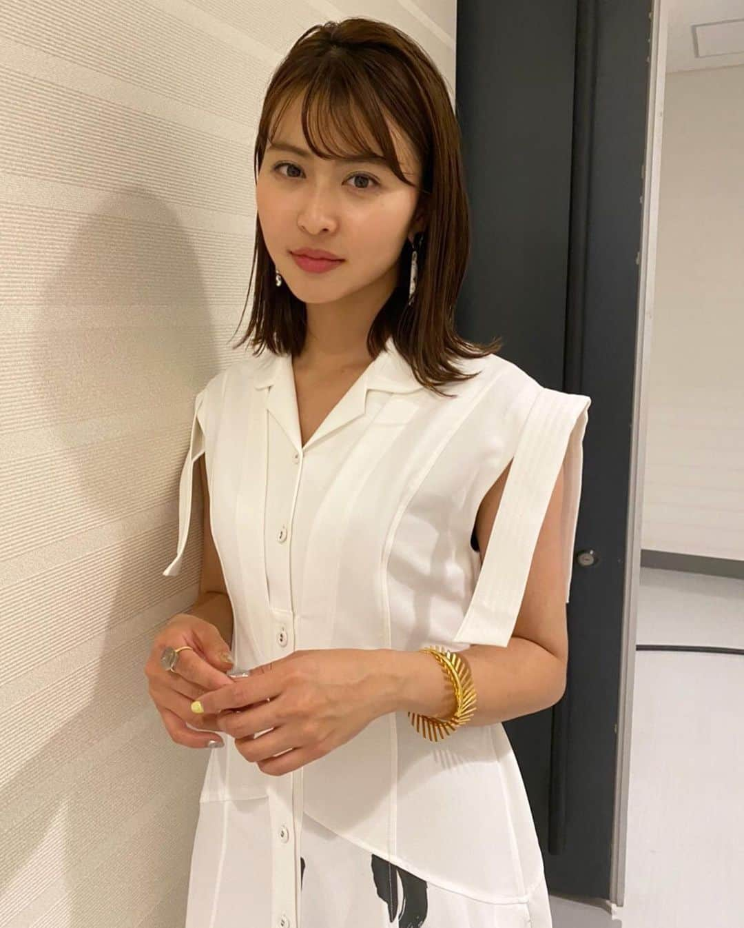 三原勇希さんのインスタグラム写真 - (三原勇希Instagram)「#スペシャアワード  衣装🌹 dress👗 @akikoaoki_official  earring🔮 @dept_tokyo  bangle⛓ @flake_jewelry_official  shoes 👠 @louboutinworld  セルフスタイリング💫」3月14日 1時04分 - yuukimeehaa