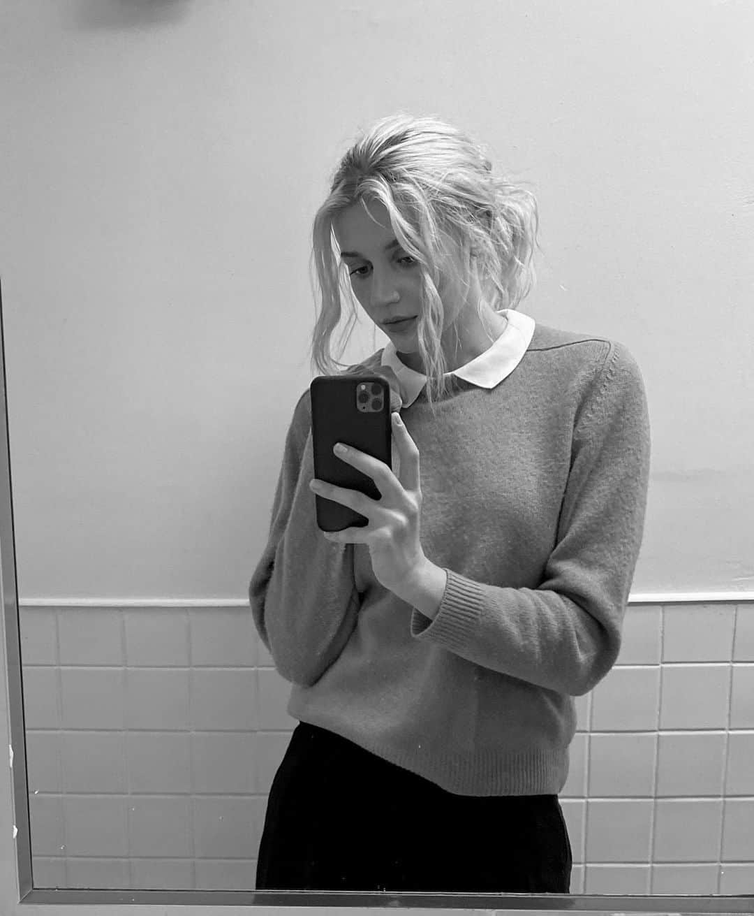 Nora O´Neilのインスタグラム：「I would, but it’s cancelled」