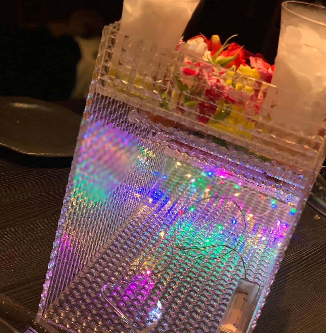 羽瀬萌さんのインスタグラム写真 - (羽瀬萌Instagram)「昨日の続き😊 . 美味しいお肉と素敵メンバーで癒された1日でした😍 動画のお肉がパリピっぽくて出てきた瞬間みんなで爆笑❗️ そして、お肉の裏側も、、w #渋谷焼肉 #焼肉 #焼肉大好き #女子会」3月14日 14時20分 - megugumigumi