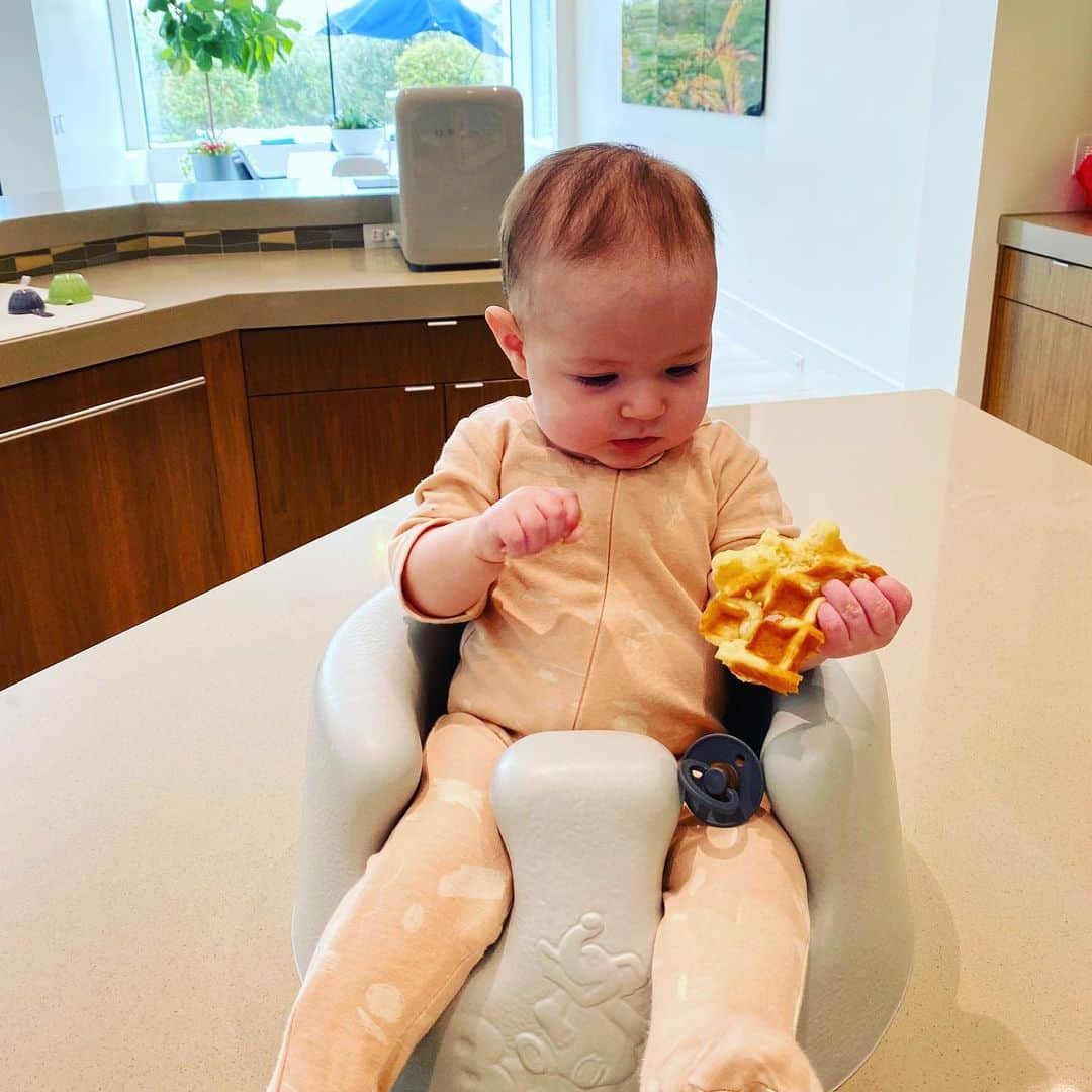 ニック・カーターさんのインスタグラム写真 - (ニック・カーターInstagram)「Don’t worry they’re gluten free 😂 #pancakedaddy #wafflemommy」3月14日 6時51分 - nickcarter