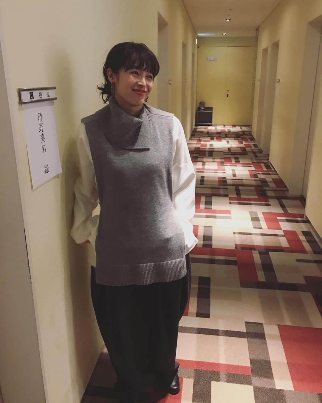 清野菜名さんのインスタグラム写真 - (清野菜名Instagram)「. 今夜、日テレにて放送の「世界一受けたい授業」に出演します🏫19:56スタートです！！是非観てください🐼📚 #清野菜名 #世界一受けたい授業」3月14日 10時10分 - seino_sticker