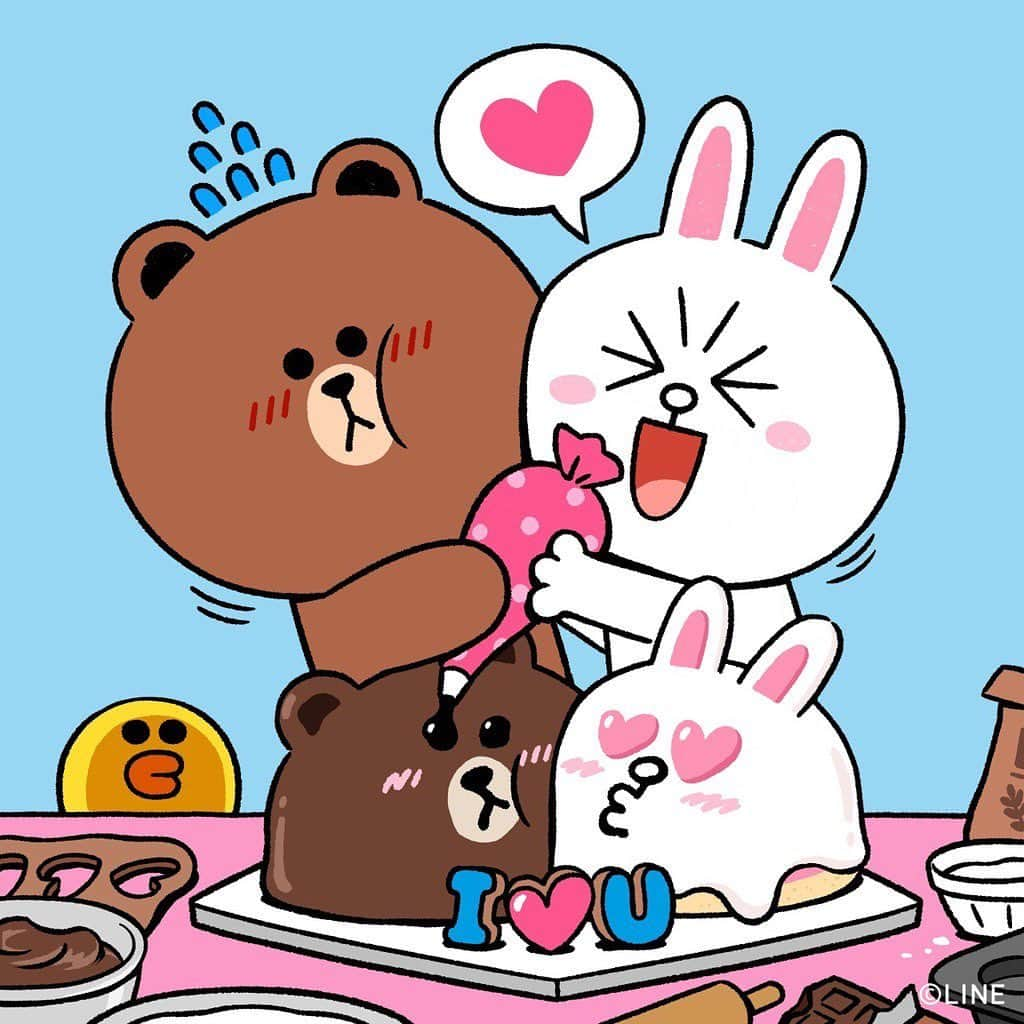 LINE FRIENDSさんのインスタグラム写真 - (LINE FRIENDSInstagram)「Sweet-as-cake couple goals. 😘 ⠀ #Special #HomeBaking #CoupleGoals #Couple #BROWN #CONY #SALLY #LINEFRIENDS」3月14日 12時00分 - linefriends