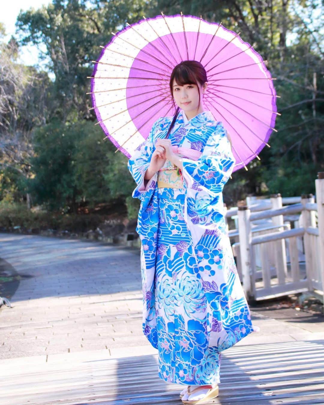 鈴乃八雲さんのインスタグラム写真 - (鈴乃八雲Instagram)「雨だから良いお天気の写真🌞  #振袖 #着物 #和服 #和服美人 #kimono #kimonostyle #kimonofashion #kimonogirl #japanese #japanesegirl #japaneseculture #japanesestyle  #japan #furisode  #tokyo  #pretty #cute  #ripyouth #リップユース  #japanesemodel #幸薄い #うすいさちよ #幸が薄い  #goodmorning #goodmorningpost #おはようございます #おはよう #おはようございます☀️ #おはようございます😊」3月14日 12時00分 - yakumo_suzuno