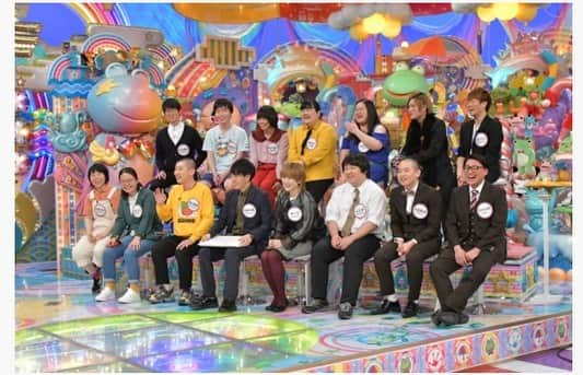 松本竹馬さんのインスタグラム写真 - (松本竹馬Instagram)「【アメトーーク】 来週3/19(木)23:15-アメトーーク出させてもらいます！ 「nextお笑い第7世代芸人」です！  憧れのキラキラひな壇に、地味色服で座ってます！ 是非見て下さい！  あと、ニューヨークさんのYouTubeチャンネルで大学のときの話しを語ったり、ヤングキングでネタを漫画化してもらったり、僕らのチャンネルで新作コントあげたりもしています！  だから全部見て下さい！  #アメトーーク #nextお笑い第7世代芸人 #そいつどいつ #松本竹馬 #市川刺身 #ニューヨーク #ニューヨークofficialchannel  #ヤングキング #サレンダー橋本 #そいつどいつ公式チャンネル」3月14日 12時11分 - takeuma1831