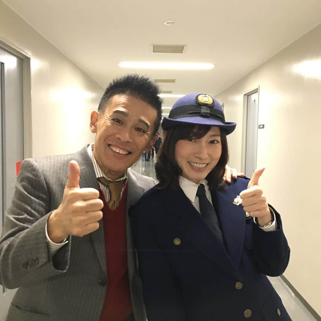 小橋めぐみのインスタグラム：「さて、今夜は第一夜！ BSフジ開局20周年記念スペシャルドラマ 『警視庁捜査資料管理室スペシャル ～明石幸男、最後の３日間～』 3月14日(土) 21:00～22:55 放送中に何か新しいお知らせがあるとかないとか😲 #警視庁捜査資料管理室」