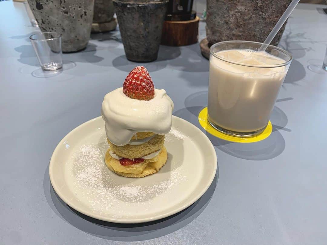 小山莉奈のグルメインスタ