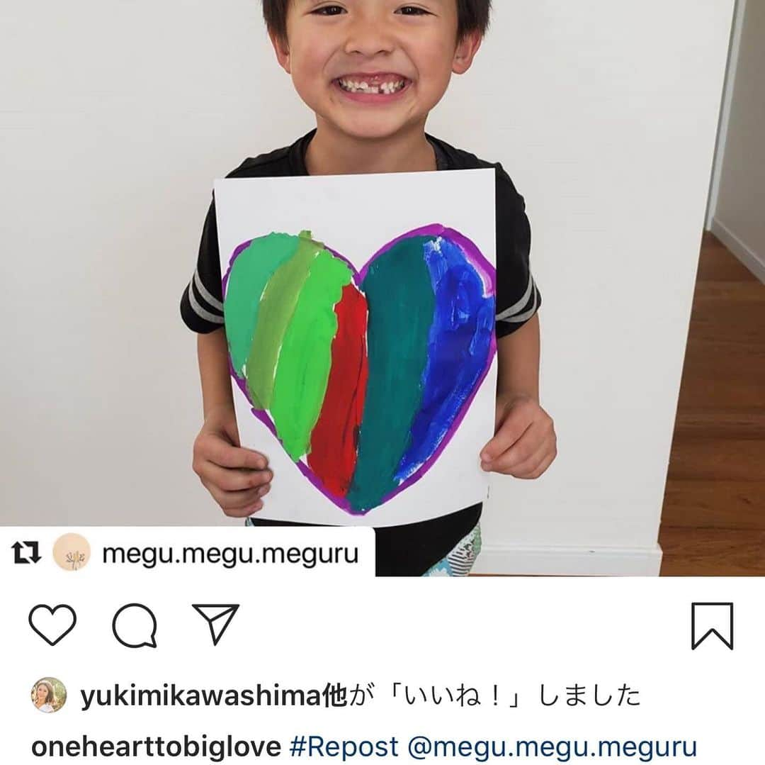 大宮エリーさんのインスタグラム写真 - (大宮エリーInstagram)「こんなんしてまする 【新プロジェクト　onehearttobiglove 】 休校中で家で退屈しているみんなぁ ハートの絵を描いて #onehearttobigloveをつけてinstagram かtwitterで 投稿してくださ〜い 絵の具でもクレヨンでも色鉛筆でもなんでもいいよ〜 ハートの絵を💓描いて送ってくださ〜い。 みんなのハートを @onehearttobiglove (instagram)にアップしていくよ みんなの絵をうごかしたり 誰か他の国の子のハートと コラボさせたり、 最後はひとつのでっかい作品になって みんなの絵がTシャツになるよ〜 ぜひまわりのかたに シェアしていただけると！ たくさんハートがあつまるといいなあ。 待ってるよ〜！ ※受付は3月26日まで 3月28日にみんなのハートを動かしてVJしたり ライブをオンラインでするよ〜。 @ellie_omiya  いろんなハートがある〜。」3月14日 22時33分 - ellie_omiya