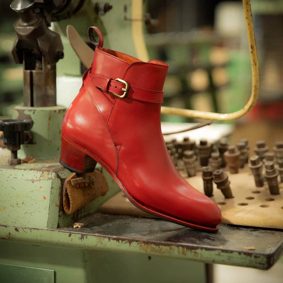 カルミナさんのインスタグラム写真 - (カルミナInstagram)「Carmina's ladies jodhpur boots are one of the most popular. This version has a 4cm block heel for maximum comfort. Model 1136 in the Madison last. #carmina1136 #カルミナ #carmina #goodyearwelted #womenstyle #carminashoemaker #handmade #womensfashion #womenswear #handcrafted #womensstyle #jodhpurboots」3月14日 22時59分 - carminashoemaker