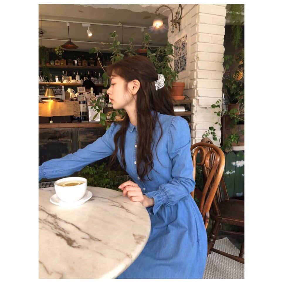 チョン・ソミンのインスタグラム：「with a cup of tea ☕️」